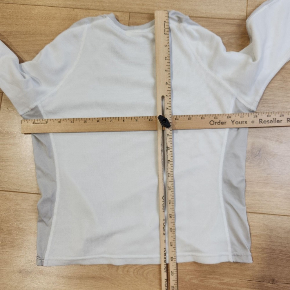 Patagonia Shirt Womens Small White Long Sleeve Raglan Base Layer Top Lightweight - Picture 5 of 8